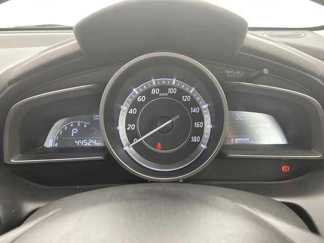 マツダ デミオ 13S 愛知県 2015(平27)年 4.5万km ソウルレッドプレミアムメタリック 衝突軽減システム/純正ナビ ＳＤカードなし/フルセグ/CD DVD/Bluetooth/バックカメラ/純正アルミホイール/LEDヘッドライト/オートライト/ドライブレコーダー/ETCステアリングスイッチ/スマートキー/プッシュスタート