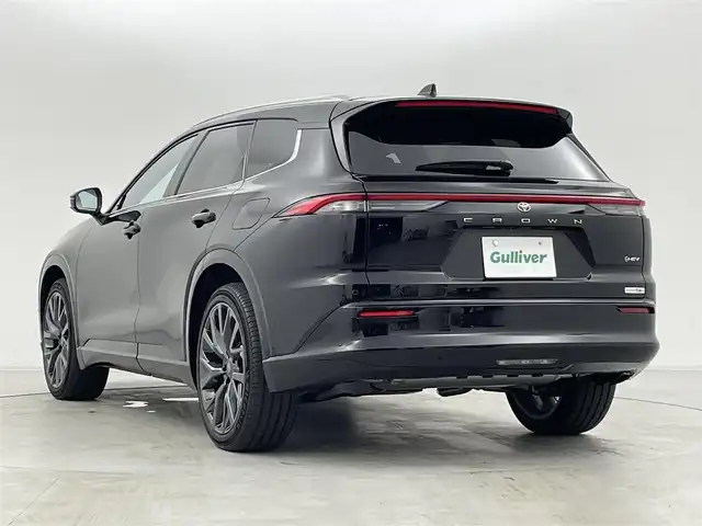 トヨタ クラウン エステート Z 群馬県 2025(令7)年 0.1千km ブラック ・登録済未使用車(登録時走行距離：11km)/パノラマルーフ(電動サンシェード&挟み込み防止付)/寒冷地仕様/＝＝＝＝＝/ディスプレイオーディオ(コネクティッドナビ対応)Plus/・12.3インチHDディスプレイ/・コネクティッドナビ対応(車載ナビ有)/・AM/FM/USB/Bluetooth/フルセグTV/・AppleCarPlay/AndroidAuto/Miracast/・トヨタプレミアムサウンドシステム/・前後ドライブレコーダー/パノラミックビューモニター(床下透過付)/おくだけ充電(縦置き)/サドルタン革シート/前席パワーシート/シートヒーター/シートベンチレーション/運転席電動ワンバーサポート/メモリー機能/ハンズフリーパワーバックドア/デジタルインナーミラー/トヨタチームメイト/・アドバンストパーク(リモート機能付)/・パーキングサポートブレーキ(周辺静止物)/・アドバンストドライブ(渋滞時支援)/トヨタセーフティセンス/・プリクラッシュセーフティシステム/・レーントレーシングアシスト/レーンディパーチャーアラート/・レーダークルーズコントロール(全車速追従付)/・アダプティブハイビームシステム/・RSA/PDA/TMN/FCTA/LCA/PKSB