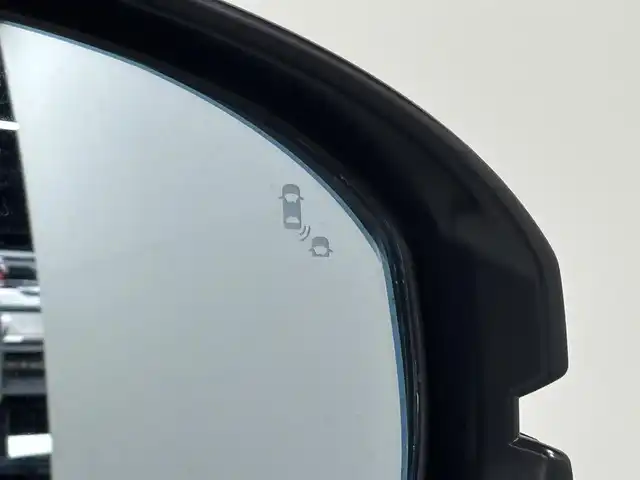 ホンダ ヴェゼル ハイブリッド e:HEV Z 大阪府 2021(令3)年 2.7万km プラチナホワイトパール ホンダセンシング 純正9incナビTV Bカメラ ETC ハーフレザー シート＆ハンドルヒーター 電動リアゲート 衝突軽減 レーダーC クリアランスソナー BSM ダウンヒルアシスト 前後ドラレコ
