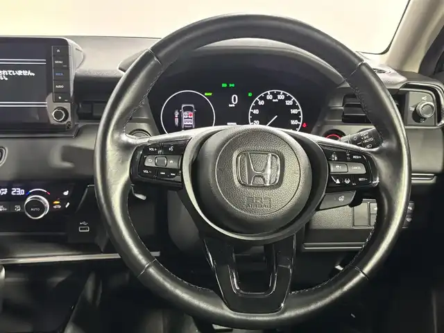 ホンダ ヴェゼル ハイブリッド e:HEV Z 大阪府 2021(令3)年 2.7万km プラチナホワイトパール ホンダセンシング 純正9incナビTV Bカメラ ETC ハーフレザー シート＆ハンドルヒーター 電動リアゲート 衝突軽減 レーダーC クリアランスソナー BSM ダウンヒルアシスト 前後ドラレコ