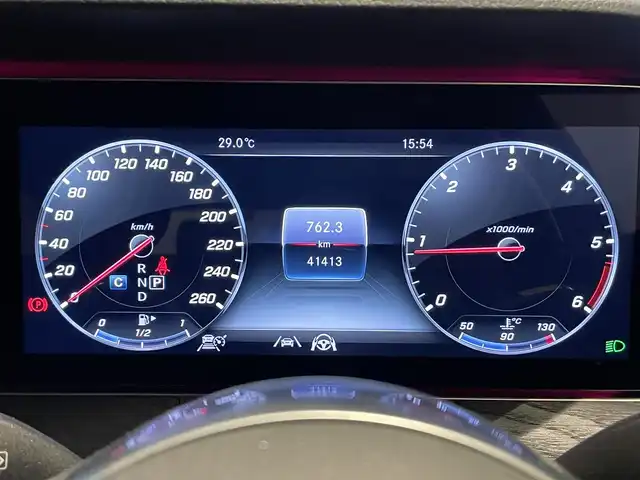 メルセデス・ベンツ Ｅ２２０ｄ SW ローレウスエディション 静岡県 2020(令2)年 4.2万km オブシディアンブラック 衝突軽減ブレーキ　/黒革　/純正ナビＴＶ　/ＳＲ　/３６０°カメラ　/ＡＣＣ　/エアバランスパッケージ　/パワーシート／ヒーター　/パドルシフト　/電動リアゲート　/ドライブレコーダー　/ＥＴＣ　/純正１９ＡＷ