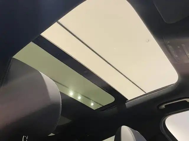 メルセデス・ベンツ Ｅ２２０ｄ SW ローレウスエディション 静岡県 2020(令2)年 4.2万km オブシディアンブラック 衝突軽減ブレーキ　/黒革　/純正ナビＴＶ　/ＳＲ　/３６０°カメラ　/ＡＣＣ　/エアバランスパッケージ　/パワーシート／ヒーター　/パドルシフト　/電動リアゲート　/ドライブレコーダー　/ＥＴＣ　/純正１９ＡＷ