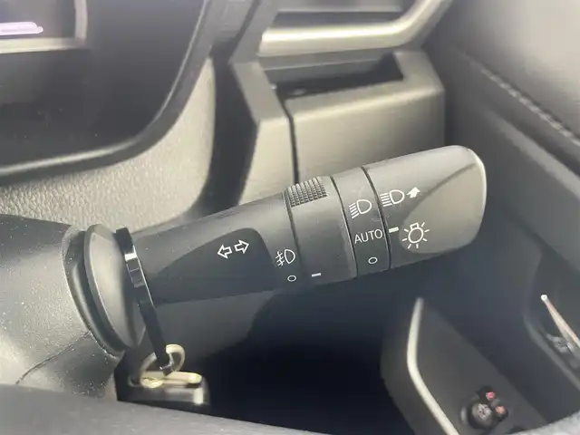 ダイハツ トール カスタムG ターボ 埼玉県 2020(令2)年 2.7万km ブラックマイカメタリック/ターコイズブルーマイカメタリック スマートアシスト　純正ナビ　パノラマモニター　レーダークルーズコントロール　両側パワースライドドア　ドライブレコーダー　ビルトインＥＴＣ　純正アルミホイール　オートライト　ＬＥＤヘッドライト　地デジ
