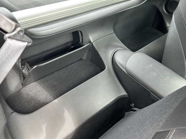 日産 フェアレディ Ｚ 東京都 2024(令6)年 0.9万km パール メーカーナビ/【Bluetooth/地デジ対応TV】/AppleCarPlay/AndroidAuto/ドアミラー自動開閉機能（ディーラーオプション）/バックカメラ/コーナーセンサー/衝突軽減ブレーキ/アダクティブレーダークルーズコントロール/ＢＳＭ/ＬＥＤヘッドライト/オートライト/オートハイビーム機能/ＥＴＣ２．０/前後クリアランスソナー
