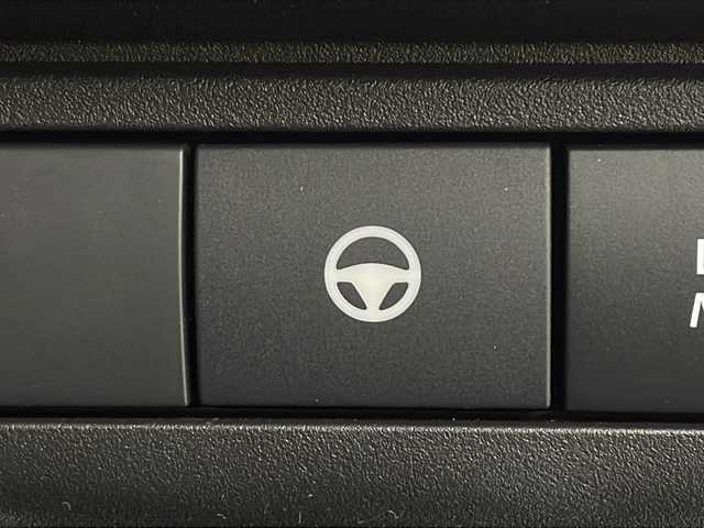 日産 セレナ e－パワー ハイウェイスター V 茨城県 2025(令7)年 0.1千km パール 登録済み未使用車　プロパイロット　純正１２．３型ナビ　フルセグＴＶ　パノラミックビューモニター　両側電動スライドドア　デジタルインナーミラー　ビルトインＥＴＣ２．０　ドライブレコーダー　スマートキー