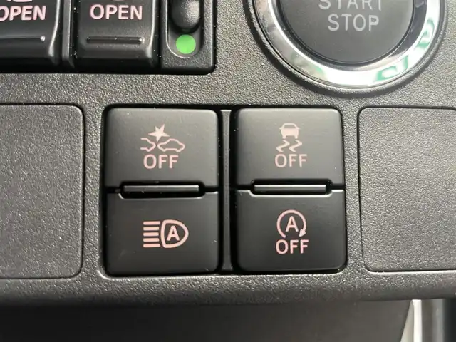 ダイハツ ウェイク G ターボVS SA Ⅲ 鹿児島県 2022(令4)年 2.1万km シャイニングホワイトパール ワンオーナー/禁煙車/スマートアシストIII/　・レーンキープアシスト/　・先行車発進お知らせ機能/　・プリクラッシュセーフティ/　・誤発進抑制機能/　・オートマチックハイビーム/8インチ純正ナビ(NSZN-X72D)/　・Bluetooth/　・フルセグTV/　・AM/FM/両側パワースライドドア/コーナーセンサー/LEDヘッドライト/ETC2.0/前後ドライブレコーダー/社外フロアマット/純正アルミホイール/電動格納ミラー/ステアリングリモコン