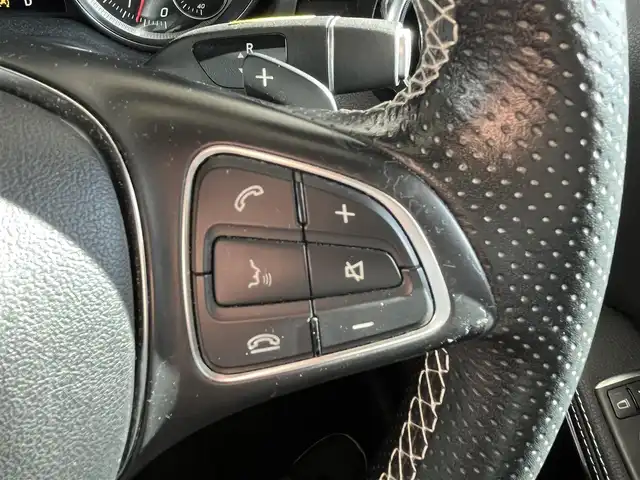 メルセデス・ベンツ ＧＬＡ２２０ 4マチック 山形県 2017(平29)年 4.7万km カルサイトホワイト ・純正ナビ/・レーダーセーフティパッケージ/・フルセグTV/・アダプティブクルーズコントロール/・オートライト/・アンビエントライト/・レーンキープアシスト/・ブラインドスポットモニター/・コーナーセンサー/・バックカメラ/・パワーバックドア/・横滑り防止/・AM/FM/Bluetooth/・フロントドラレコ