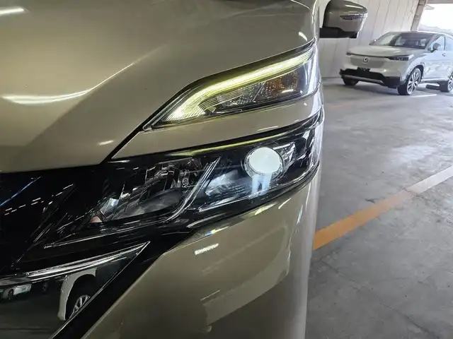 日産 セレナ e－パワー ハイウェイスター V 福岡県 2018(平30)年 7.8万km ベージュ セーフティパックB/純正9型ナビ/フルセグTV/両側ハンズフリーパワースライドドア/アラウンドビューモニター/ビルトインETC/プロパイロット/フロント/バックソナー/エマージェンシーブレーキ/車線逸脱防止支援システム/踏み間違い衝突防止アシスト/パーキングアシスト/標識検知機能/LEDヘッドランプ/純正OPブラウン革巻きステアリング/純正OPブラウンハーフレザーシート/純正15インチアルミホイール/スマートキー/プッシュパワースターター/禁煙車