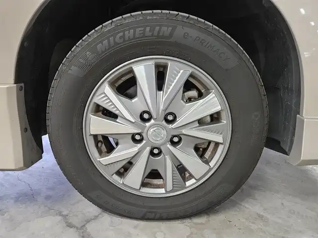 日産 セレナ e－パワー ハイウェイスター V 福岡県 2018(平30)年 7.8万km ベージュ セーフティパックB/純正9型ナビ/フルセグTV/両側ハンズフリーパワースライドドア/アラウンドビューモニター/ビルトインETC/プロパイロット/フロント/バックソナー/エマージェンシーブレーキ/車線逸脱防止支援システム/踏み間違い衝突防止アシスト/パーキングアシスト/標識検知機能/LEDヘッドランプ/純正OPブラウン革巻きステアリング/純正OPブラウンハーフレザーシート/純正15インチアルミホイール/スマートキー/プッシュパワースターター/禁煙車