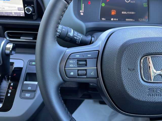 ホンダ フリード ハイブリット e:HEV クロスター 山口県 2025(令7)年 0.1千km ＬグリーンＭ 登録済未使用車/純正9インチナビ/・フルセグテレビ/・applecarplay/・androidauto/・Bluetooth接続/・AM/FM/バックカメラ/Honda SENSING/・衝突軽減ブレーキ/・踏み間違い衝突軽減システム/・急アクセル抑制機能/・路外逸脱抑制機能/・歩行者事故低減ステアリング/・渋滞追従機能付アダプティブクルーズコントロール/・車線維持支援システム/・トラフィックジャムアシスト/・先行車発進お知らせ機能/・オートマチックハイビーム/・標識認識機能/両側パワースライドドア/USB入力端子/ハーフレザーシート/シートヒーター/ウォークスルー/スマートキー/プッシュスタート/スペアキー1本/電子パーキング/純正LEDライト/純正15インチアルミホイール/ウィンカーミラー/取り扱い説明書/保証書