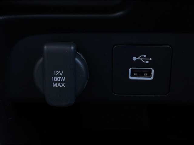 ホンダ フリード ハイブリット e:HEV クロスター 山口県 2025(令7)年 0.1千km ＬグリーンＭ 登録済未使用車/純正9インチナビ/・フルセグテレビ/・applecarplay/・androidauto/・Bluetooth接続/・AM/FM/バックカメラ/Honda SENSING/・衝突軽減ブレーキ/・踏み間違い衝突軽減システム/・急アクセル抑制機能/・路外逸脱抑制機能/・歩行者事故低減ステアリング/・渋滞追従機能付アダプティブクルーズコントロール/・車線維持支援システム/・トラフィックジャムアシスト/・先行車発進お知らせ機能/・オートマチックハイビーム/・標識認識機能/両側パワースライドドア/USB入力端子/ハーフレザーシート/シートヒーター/ウォークスルー/スマートキー/プッシュスタート/スペアキー1本/電子パーキング/純正LEDライト/純正15インチアルミホイール/ウィンカーミラー/取り扱い説明書/保証書