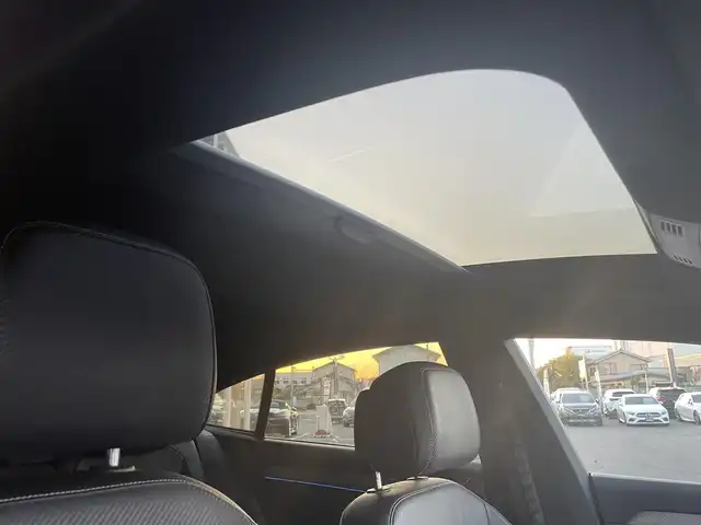 フォルクスワーゲン アルテオン TSI 4モーション Rラインアドバンス 栃木県 2019(平31)年 6.1万km パイライトシルバーM ラグジュアリーパッケージ/├パノラマスライディングルーフ/└DYNAUDIOプレミアムサウンド/ACC/ヘッドアップディスプレイ/ナビ/フルセグTV/全方位カメラ/黒レザーシート/パワーシート/全席シートヒーター/運転席マッサージ/パワートランクリッド/LEDヘッドライト/オートハイビーム/クリアランスソナー/レーンキープアシスト/ブラインドスポット/フロントアシスト/アンビエントライト3色/ドライブレコーダー前後