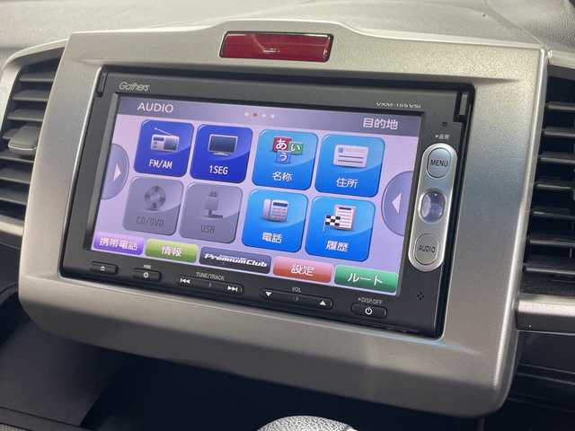 ホンダ フリード ハイブリット ジャストセレクション 神奈川県 2014(平26)年 7.3万km プレミアムスパークルブラックパール 純正7インチSDナビ(VXM-155VSi)/ドライブレコーダー/衝突被害軽減システム/車線逸脱警報/バックカメラ/クルーズコントロール/両側パワースライドドア/横滑り防止装置/ETC/アイドリングストップ/オートライト/サイドスポイラー/ステアリングスイッチ /ブラックレザー調シートカバー(前席/2nd)/ISOFIX対応/ウィンカーミラー/電動格納ミラー/シートリフター/ドアバイザー/プッシュスタート/スマートキー/フロアマット/スペアキー/取扱説明書