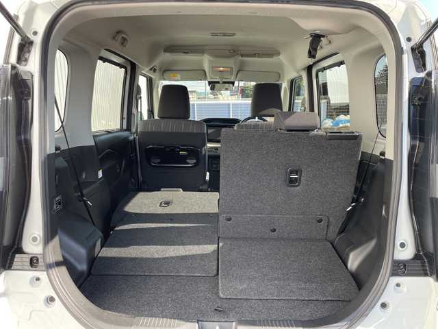 スズキ ソリオ HV MZ 千葉県 2022(令4)年 1.7万km リーフホワイト 衝突被害軽減システム/車線逸脱警報/クルーズコントロール/両側パワースライドドア/横滑り防止装置/アイドリングストップ/LEDヘッドライト/フォグランプ/オートライト/ウィンカーミラー/電動格納ミラー/純正15インチAW/シートリフター/プッシュスタート/スマートキー/スペアキー/取扱説明書/保証書