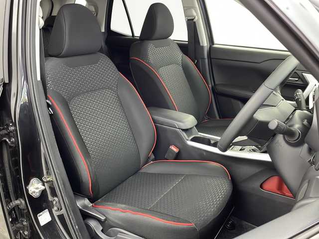 トヨタ ライズ Z 大阪府 2023(令5)年 2.2万km ブラックマイカメタリック 純正ナビ/【フルセグTV/Bluetooth/CD/DVD/FM/AM】/パノラマミックビューモニター/スマートアシスト（前後誤発信抑制機能付き）/・レーンキープコントロール/・アダプティブクルーズコントロール/・スマートペダル/・アダプティブドライビングビーム/前後コーナーセンサー/オートホールド/オートリトラクタブルミラー/ビルトインETC/前席シートヒーター/前後席USBポート/純正フロアマット/純正ドアバイザー/スマートキー×２/プッシュスタート/ステアリングスイッチ/ISOFIX対応