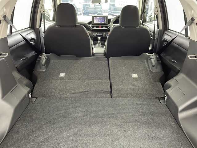 トヨタ ライズ Z 大阪府 2023(令5)年 2.2万km ブラックマイカメタリック 純正ナビ/【フルセグTV/Bluetooth/CD/DVD/FM/AM】/パノラマミックビューモニター/スマートアシスト（前後誤発信抑制機能付き）/・レーンキープコントロール/・アダプティブクルーズコントロール/・スマートペダル/・アダプティブドライビングビーム/前後コーナーセンサー/オートホールド/オートリトラクタブルミラー/ビルトインETC/前席シートヒーター/前後席USBポート/純正フロアマット/純正ドアバイザー/スマートキー×２/プッシュスタート/ステアリングスイッチ/ISOFIX対応