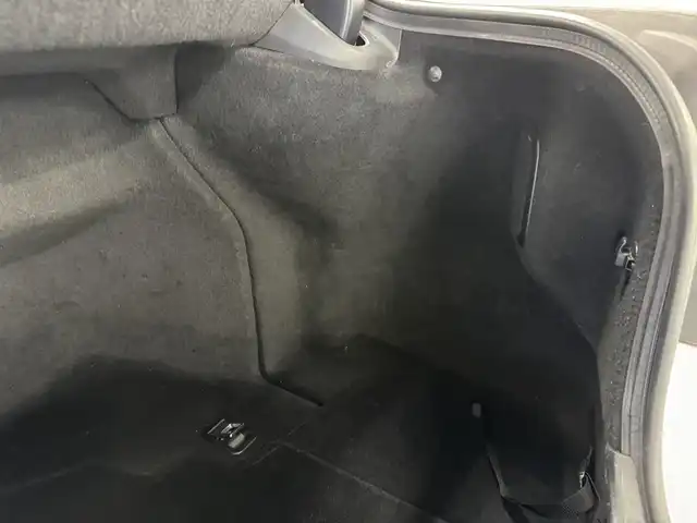 レクサス ＬＳ 600hL エグゼクティブP 三重県 2013(平25)年 14.3万km パール プレミアムガソリン/4WD/MTモード付フロアCVT/12.3型HDDナビ/（AM/FM/CD/DVD/Blu-ray/HDDREC/USB/Bluetooth/AUX/TV）/9インチ リヤシートエンターテインメント/バックカメラ/ETC/安全/・前方・後方プリクラッシュセーフティ（衝突回避支援型・ドライバーモニター付ミリ波レーダー・ステレオカメラ）/・ブラインドスポットモニター［BSM］/・レーンキーピングアシスト［LKA］/・レーダークルーズコントロール/・アダプティブハイビームシステム［AHS］/・クリアランスソナー/・空気圧警告表示/装備/・“マークレビンソン”プレミアムサウンド/・セミアニリン本革シート/・パワーシート（D16way/N10way/REAR4way）/・シートヒーター/ベンチレーション（D/N/REAR左右）/・ステアリングヒーター/・リヤシートリラクゼーションシステム（REAR左）/・AC100Vコンセント 100W/・オートライト・オートワイパー/・インテリジェントAFS付LEDヘッドランプ/・パワートランク/・電動チルト・テレスコピックステアリング/・リヤドア＆リヤガラス電動サンシェード/・グランドスペアタイヤ/・純正18inAW