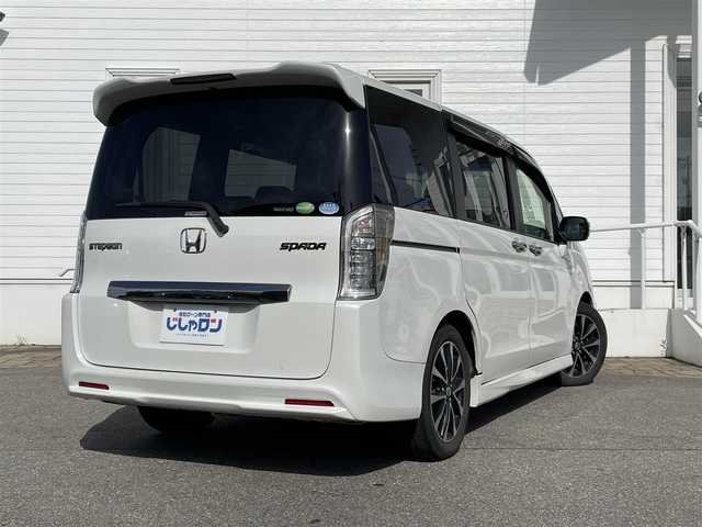 ホンダ ステップワゴン スパーダ Z クールスピリット 富山県 2013(平25)年 9.9万km ホワイトオーキッドパール (株)IDOMが運営する【じしゃロン富山店】の自社ローン専用車両になります。こちらは現金またはオートローンご利用時の価格です。自社ローンご希望の方は別途その旨お申し付け下さい/両側パワースライドドア/クルーズコントロール/ETC/フルセグTV