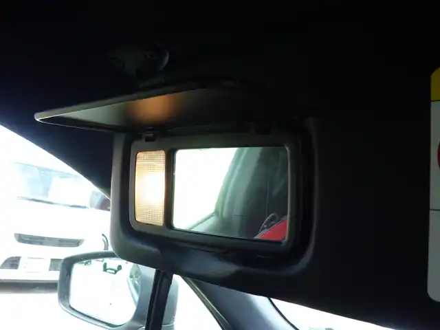 トヨタ ８６ GT リミテッド 千葉県 2014(平26)年 2.2万km クリスタルホワイトパール 純正SDナビ/ワンセグTV/【CD再生機能　Bluetooth接続】/革巻きステアリング/ETC/HID/フォグライト/純正17インチアルミホイル/サイド/カーテンエアバッグ/スマートキー