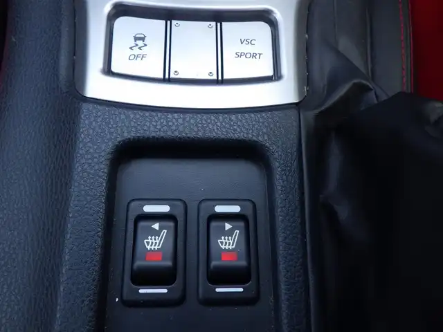 トヨタ ８６ GT リミテッド 千葉県 2014(平26)年 2.2万km クリスタルホワイトパール 純正SDナビ/ワンセグTV/【CD再生機能　Bluetooth接続】/革巻きステアリング/ETC/HID/フォグライト/純正17インチアルミホイル/サイド/カーテンエアバッグ/スマートキー