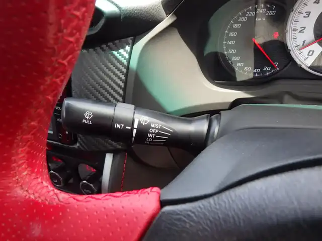 トヨタ ８６ GT リミテッド 千葉県 2014(平26)年 2.2万km クリスタルホワイトパール 純正SDナビ/ワンセグTV/【CD再生機能　Bluetooth接続】/革巻きステアリング/ETC/HID/フォグライト/純正17インチアルミホイル/サイド/カーテンエアバッグ/スマートキー