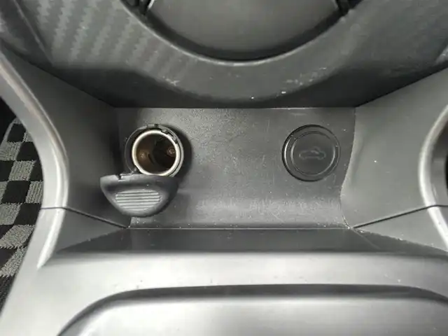 ダイハツ コペン エクスプレイ 福岡県 2016(平28)年 5.5万km オフビートカーキM ・純正ナビ/（BLUETOOTH/フルセグ/DVD再生機能有/・ETC/・シートヒーター/・サンルーフ/・純正フロアマット/・LEDライト/・アルミホイール/・CDチェンジャー