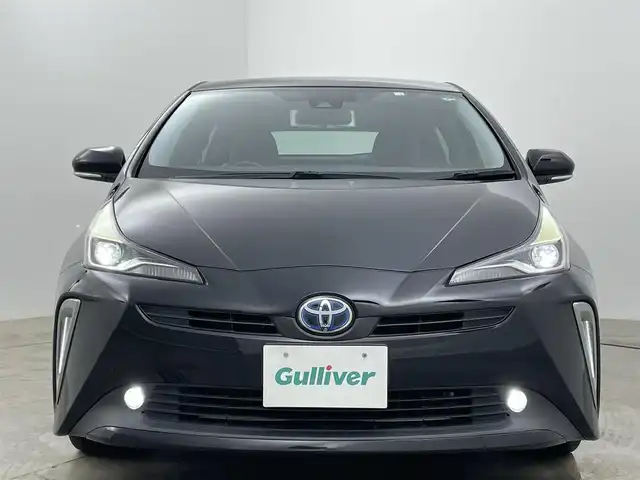 トヨタ プリウス Sツーリングセレクション 岡山県 2020(令2)年 6.9万km アティチュードブラックマイカ SDメモリナビゲーション		/【フルセグ/Bluetooth/DVD/MSV】		/バックカメラ		/純正17inアルミホイール+サマータイヤ：装着				/レーダークルーズコントロール		/ビルトインETC		/LEDヘッドライト（AUTO機能付き）		/シートヒーター	/オートライト/オートハイビーム	/横滑り防止機能		/衝突軽減システム		/車線逸脱防止システム		/プッシュスタート			/フロアマット		/新車保証書		/取扱説明書		/スペアキー×１