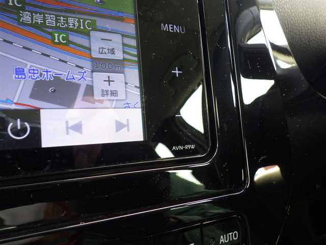 トヨタ プリウス Sツーリングセレクション 千葉県 2020(令2)年 6.9万km アティチュードブラックマイカ Toyota Safety Sense/・プリクラッシュセーフティ/・レーンディパーチャーアラート/・オートハイビーム/・レーダークルーズコントロール/社外SDナビ/地デジTV/【DVD/CD再生機能　Bluetooth接続】/バックカメラ/ドライブレコーダー/革巻きステアリング/ETC/LEDヘッドライト/フォグライト/ウインカーミラー/純正17インチアルミホイル/サイド/カーテンエアバッグ/スマートキー