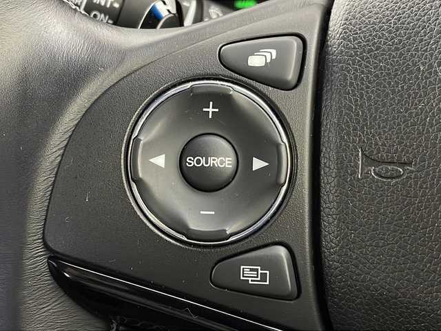 ホンダ ヴェゼル ハイブリッド Z ホンダセンシング 新潟県 2017(平29)年 4.5万km クリスタルブラックパール 純正メモリナビ(VXM-175VFEi)/フルセグTV/スマートキー/純正ビルトインETC/ホンダセンシング/パドルシフト/バックカメラ/ハーフレザーシート/クルーズコントロール/取扱説明書/シートヒーター/純正アルミホイール/Bluetooth/純正フロアマット