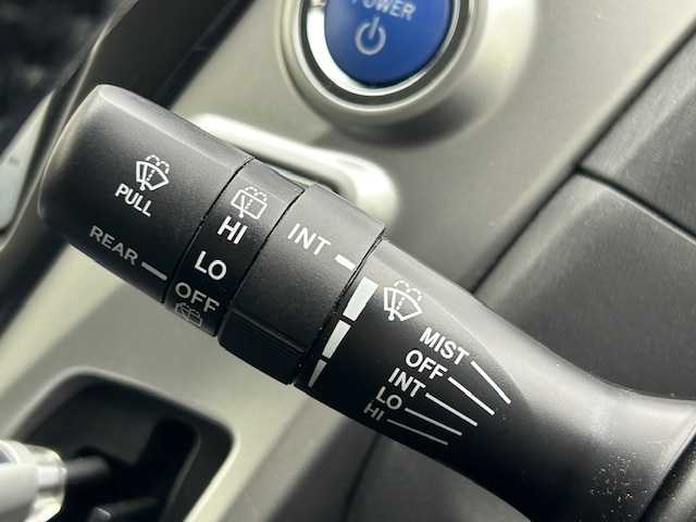 トヨタ プリウス α S ツーリングセレクション 宮城県 2012(平24)年 7.1万km グレーメタリック 1オーナー/純正ナビ/(AM/FM/CD/DVD/USB/SD)/フルセグTV/Bluetooth/バックカメラ/ETC/プッシュスタート/スマートキー/オートライト/LEDヘッドライト/フォグランプ/ヘッドライトレベライザー/ヘッドライトウォッシャー/車両接近音オフスイッチ/ドアバイザー/純正フロアマット/純正17インチアルミホイール