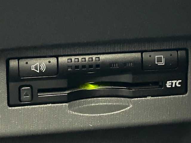 トヨタ プリウス α S ツーリングセレクション 宮城県 2012(平24)年 7.1万km グレーメタリック 1オーナー/純正ナビ/(AM/FM/CD/DVD/USB/SD)/フルセグTV/Bluetooth/バックカメラ/ETC/プッシュスタート/スマートキー/オートライト/LEDヘッドライト/フォグランプ/ヘッドライトレベライザー/ヘッドライトウォッシャー/車両接近音オフスイッチ/ドアバイザー/純正フロアマット/純正17インチアルミホイール