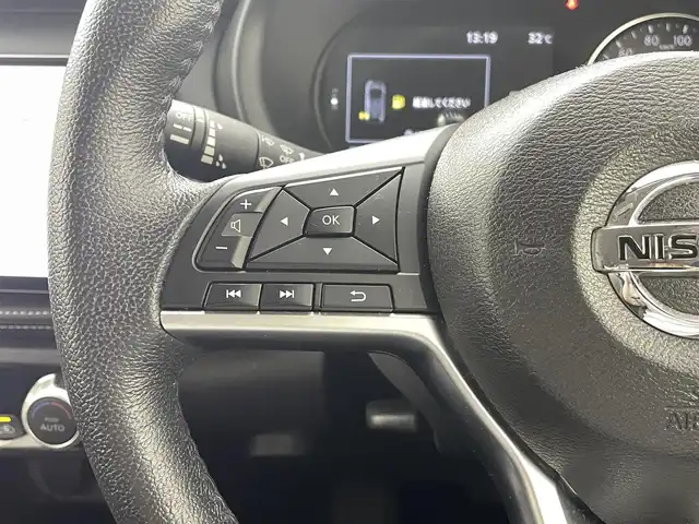 日産 キックス X 熊本県 2021(令3)年 7.6万km ダークブルー 禁煙車　/純正ナビ（ＣＤ・ＤＶＤ・フルセグ・ＢＴ・ＳＤ）/全周囲カメラ　/純正ドライブレコーダー　/ＥＴＣ　/レーダークルーズコントロール　/エマージェンシーブレーキ　/プロパイロット/踏み間違い防止アシスト/車線逸脱警報/ふらつき警報機能/ダウンヒルアシスト/前後クリアランスソナー/デジタルインナーミラー/ハーフレザーシート/純正フロアマット/純正１７インチAW/オートライト/LEDヘッドライト/フォグライト/スマートキー/プッシュスタート/スペアキー1本/取扱説明書