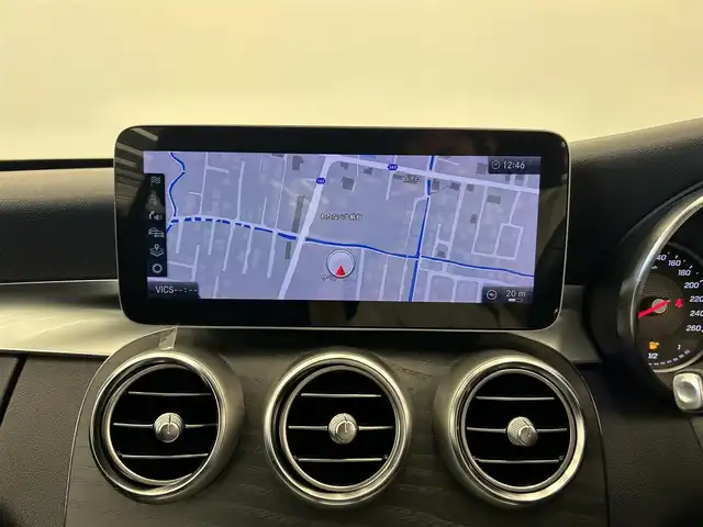 メルセデス・ベンツ Ｃ２００ ステーションワゴン アバンギャルドAMGライン 岡山県 2019(令1)年 4.4万km ポーラホワイト 純正ナビ　/Ａｐｐｌｅ　Ｃａｒｐｌａｙ　/シートヒーター　/レザーシート　/レザーシート　/クルーズコントロール　/レーンアシスト　/レーンキープ/レーダーセーフティ　/エアサスペンション　/オートハイビーム　/ブラインドスポット/アイドリングストップ/ハンドルアシスト/横滑り防止装置/衝突軽減防止装置/オートライト/オートハイビーム/純正アルミ