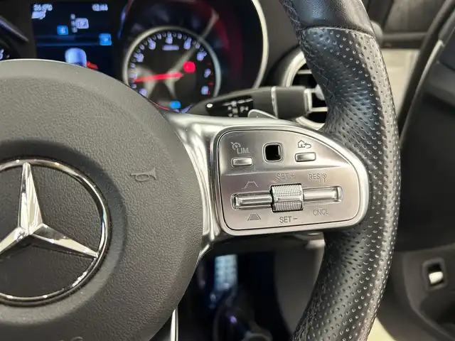 メルセデス・ベンツ Ｃ２００ ステーションワゴン アバンギャルドAMGライン 岡山県 2019(令1)年 4.4万km ポーラホワイト 純正ナビ　/Ａｐｐｌｅ　Ｃａｒｐｌａｙ　/シートヒーター　/レザーシート　/レザーシート　/クルーズコントロール　/レーンアシスト　/レーンキープ/レーダーセーフティ　/エアサスペンション　/オートハイビーム　/ブラインドスポット/アイドリングストップ/ハンドルアシスト/横滑り防止装置/衝突軽減防止装置/オートライト/オートハイビーム/純正アルミ