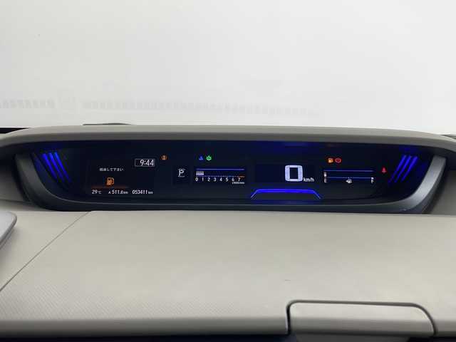 ホンダ フリード G ホンダセンシング 新潟県 2019(令1)年 5.4万km ホワイトオーキッドパール 純正SDナビ（Bluetooth・CD・DVD・USB）/両側パワスラ　/フリップダウンモニター　/追従クルーズコントロール/バックカメラ　/フルセグ　/前後ドライブレコーダー/レーンキープアシスト　/LEDオートライト　/衝突被害軽減システム　/フロントワイパーデアイサー/ETC/純正フロアマット/純正１５インチアルミホイール
