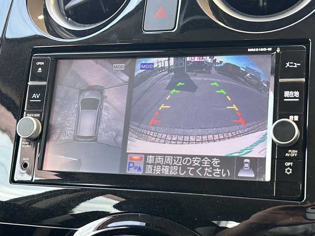日産 ノート e－パワー X 静岡県 2019(平31)年 7万km ブリリアントホワイトパール 純正ナビ/・CD/DVD/・FM/AM/・Bluetooth/・SD/・フルセグTV/主要装備/・アラウンドビューモニター/・衝突被害軽減システム/・ＥＴＣ/・横滑り防止装置/・レーンキープアシスト/・コーナーセンサー/・先行車発進お知らせ機能/・オートライト/・ＬＥＤヘッドライト/・ドライブレコーダー/・ステアリングスイッチ