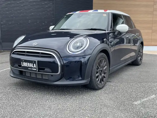 ＭＩＮＩ ミニ クーパー D 宮崎県 2022(令4)年 5.3万km MINI Yoursエニグマティックブラック 純正HDDナビ/・Bluetooth/・USB/・AM FM/バックカメラ/・リアコーナーセンサー /ハーフレザーシート/アイドリングストップ/クルーズコントロール/プッシュスタート/ETC/LEDヘッドライト/・オートライト/ドライブレコーダー/社外CABANA製フロアマット