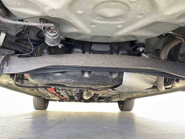 トヨタ アクア X 栃木県 2022(令4)年 5.5万km プラチナホワイトパールマイカ 純正ディスプレイオーディオ/ 【Bluetooth/USB/Miracast/AM/FM】/トヨタセーフティセンス/・プリクラッシュセーフティ/・レーダークルーズコントロール/・レーンキープアシスト/・オートマチックハイビーム/LEDヘッドライト/ヘッドライトレベライザー/ETC/ステアリングスイッチ/電動格納ミラー/純正フロアマット/スマートキー×2本/サイド+カーテンエアバッグ