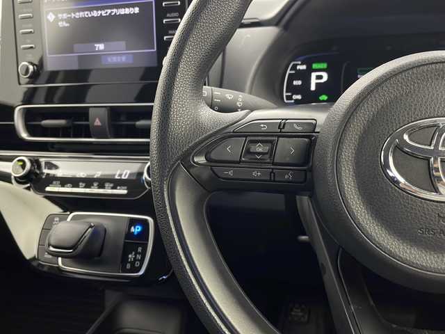 トヨタ アクア X 栃木県 2022(令4)年 5.5万km プラチナホワイトパールマイカ 純正ディスプレイオーディオ/ 【Bluetooth/USB/Miracast/AM/FM】/トヨタセーフティセンス/・プリクラッシュセーフティ/・レーダークルーズコントロール/・レーンキープアシスト/・オートマチックハイビーム/LEDヘッドライト/ヘッドライトレベライザー/ETC/ステアリングスイッチ/電動格納ミラー/純正フロアマット/スマートキー×2本/サイド+カーテンエアバッグ