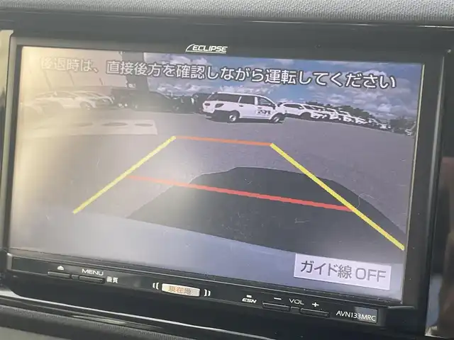 トヨタ アクア S 山形県 2016(平28)年 8.9万km ライムホワイトパールクリスタルシャイン 社外SDナビ/　CD／DVD／USB／ワンセグ/ドライブレコーダー/衝突軽減ブレーキ/バックカメラ/横滑り防止/レーンキープアシスト/純正フロアマット/17インチアルミホイール/LEDオートライト/フロントフォグライト/オートマチックハイビーム/スマートキー×２/ドアバイザー/ETC