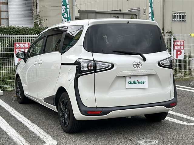 トヨタ シエンタ G 兵庫県 2021(令3)年 1.5万km ホワイトパールクリスタルシャイン 登録時走行距離14992km/アルパインナビ（7WNX）/CD/DVD/Bluetooth/フルセグTV/HDMI/バックカメラ/アルパインフリップダウンモニター/セーフティセンス/先行車発進告知機能/両側パワースライドドア/ビルトインETC/LEDヘッドランプ/オートライト/前後ドライブレコーダー/スマートキー/エンジンプッシュスタート/ブラックドアミラー/純正フロアマット/ドアバイザー/保証書/取説/スペアキー