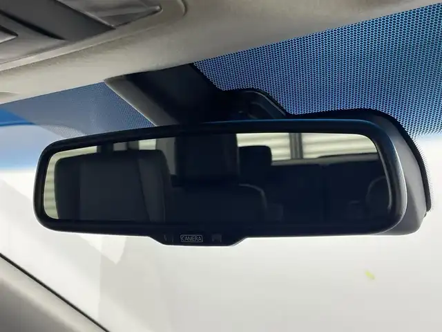 三菱 デリカＤ：５ ブラックエディション 茨城県 2025(令7)年 0.1千km アメジストブラック ブラックエディション　e-Assist/ アルパインD:5専用11型ナビゲーション（EX11NX）/アルパイン12.8型後席用モニター/電動ステップ　 AC100V /マルチアラウンドモニター/両側パワースライドドア/シートヒーター（運転席・助手席）/ステアリングヒーター/パワーバックドア/パワーシート/マルチLEDヘッドライト/LEDフォグランプ/アクティブスタビリティコントロール/衝突軽減ブレーキシステム/車線逸脱警報（LDW）/後側方車両検知警報（BSW）/リア・クロス・トラフィック・アラート（RCTA）/レーダークルーズコントロール/オートマチックハイビーム/ヒルスタートアシスト