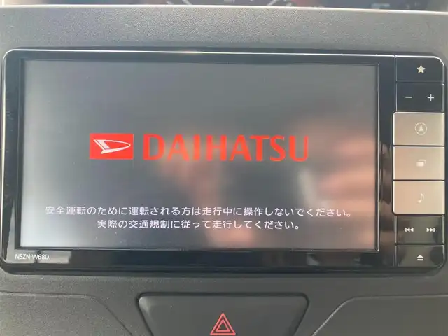 ダイハツ タント L SA Ⅲ 静岡県 2018(平30)年 2.4万km パールホワイトⅢ スマートアシスト3/純正SDナビ(NSZN-W68D)/　AM FM CD DVD Bluetooth USB/リアクリアランスソナー/センターピラーレス/リアサンシェード/アイドリングストップ/ハロゲンヘッドライト/社外フロアマット/リモコンキー/スペアキー有/フルセグTV/両側スライドドア