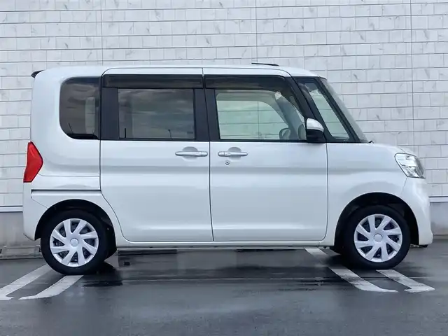 ダイハツ タント L SA Ⅲ 静岡県 2018(平30)年 2.4万km パールホワイトⅢ スマートアシスト3/純正SDナビ(NSZN-W68D)/　AM FM CD DVD Bluetooth USB/リアクリアランスソナー/センターピラーレス/リアサンシェード/アイドリングストップ/ハロゲンヘッドライト/社外フロアマット/リモコンキー/スペアキー有/フルセグTV/両側スライドドア