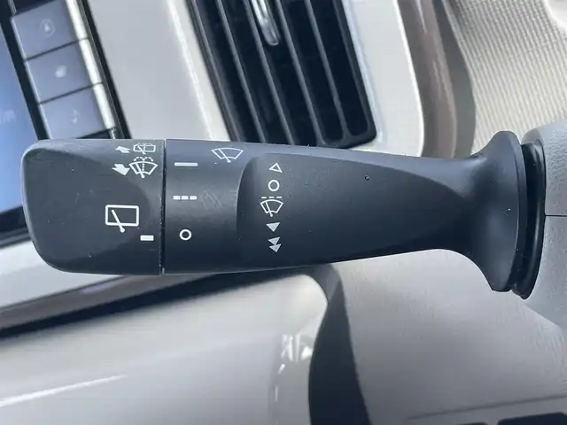 ダイハツ ムーヴ キャンバス X LTD メイクアップ SA Ⅲ 滋賀県 2018(平30)年 3.8万km パールホワイトⅢ/スムースグレーマイカメタリック 2トーン 純正ナビ/(Bluetooth/フルセグ/CD/DVD)/スマートアシストIII/・衝突軽減ブレーキ/・先行車発進告知/・Autoハイビーム/・レーンキープアシスト/両側電動スライドドア/アイドリングストップ/純正フロアマット/純正ドライブレコーダー/バックカメラ/ETC/USB/ドアバイザー/電動格納ミラー