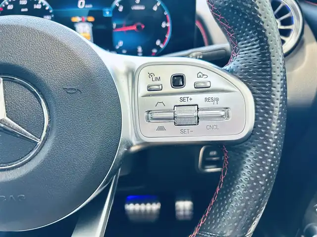 メルセデス・ベンツ ＧＬＢ２００ｄ AMGライン 大阪府 2020(令2)年 4.2万km ポーラホワイト レーダーセーフティP/サンルーフ/ＡＣＣ/純正ナビ/ＴＶ/360度カメラ/純正19インチＡＷ/ＬＥＤヘッドライト/電動リアゲート/ブラインドスポット/ワイヤレス充電/ハーフレザー/メモリ付きパワーシート/シートヒーター/ルーフレール/ETC/ドラレコ