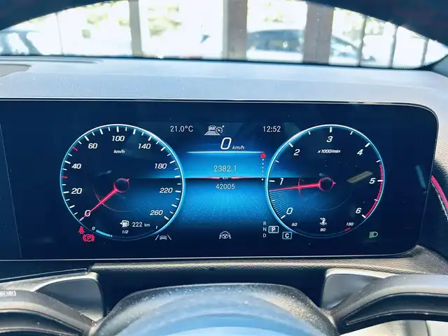 メルセデス・ベンツ ＧＬＢ２００ｄ AMGライン 大阪府 2020(令2)年 4.2万km ポーラホワイト レーダーセーフティP/サンルーフ/ＡＣＣ/純正ナビ/ＴＶ/360度カメラ/純正19インチＡＷ/ＬＥＤヘッドライト/電動リアゲート/ブラインドスポット/ワイヤレス充電/ハーフレザー/メモリ付きパワーシート/シートヒーター/ルーフレール/ETC/ドラレコ