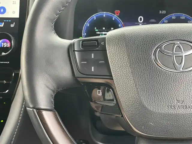 トヨタ アルファードハイブリット Z 東京都 2024(令6)年 1.4万km プラチナホワイトパールマイカ モデリスタフルエアロ〔REGAL DIGNITY STYLE〕/モデリスタシグネチャーイルミブレード/左右独立ムーンルーフ/ユニバーサルステップ/純正14型ディスプレイオーディオ/　・ナビ/フルセグTV/純正フリップダウンモニター/パノラミックビューモニター/アドバンストパーク/トヨタセーフティセンス/レーダークルーズコントロール/オートマチックハイビーム/クリアランスソナー/BSM/両側パワースライドドア/ワイヤレス充電/AC100V/ビルトインETC2.0/エグゼクティブパワーシート/シートヒーター/ベンチレーション/ステアリングヒーター/純正18インチAW〔ブラック塗装〕/3眼LEDヘッドライト/スマートキー/純正フロアマット/プッシュスタート/スマートキー