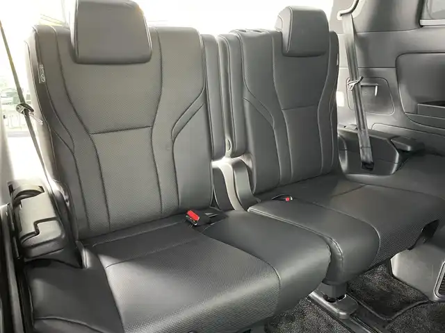 トヨタ アルファードハイブリット Z 東京都 2024(令6)年 1.4万km プラチナホワイトパールマイカ モデリスタフルエアロ〔REGAL DIGNITY STYLE〕/モデリスタシグネチャーイルミブレード/左右独立ムーンルーフ/ユニバーサルステップ/純正14型ディスプレイオーディオ/　・ナビ/フルセグTV/純正フリップダウンモニター/パノラミックビューモニター/アドバンストパーク/トヨタセーフティセンス/レーダークルーズコントロール/オートマチックハイビーム/クリアランスソナー/BSM/両側パワースライドドア/ワイヤレス充電/AC100V/ビルトインETC2.0/エグゼクティブパワーシート/シートヒーター/ベンチレーション/ステアリングヒーター/純正18インチAW〔ブラック塗装〕/3眼LEDヘッドライト/スマートキー/純正フロアマット/プッシュスタート/スマートキー