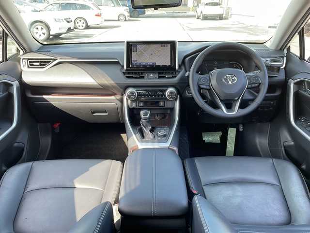 トヨタ ＲＡＶ４ G Zパッケージ 道北・旭川 2019(平31)年 4.6万km ホワイトパールクリスタルシャイン /4WD//禁煙車//純正9型SDナビ//CD/DVD/SD/MSV/BT/フルセグ//バックカメラ//デジタルインナーミラー//トヨタセーフティセンス//PCS/ACC/LTA/BSM/RCTA/PKSB/RSA//クリアランスソナー//合皮シート//シートヒーター//運転席メモリ付きパワーシート//ステアリングヒーター//ハンズフリーパワーバックドア//ビルトインETC//オートハイビーム//オートライト//LEDヘッドライト//フォグライト//純正フロアマット//ドアバイザー//ルーフレール